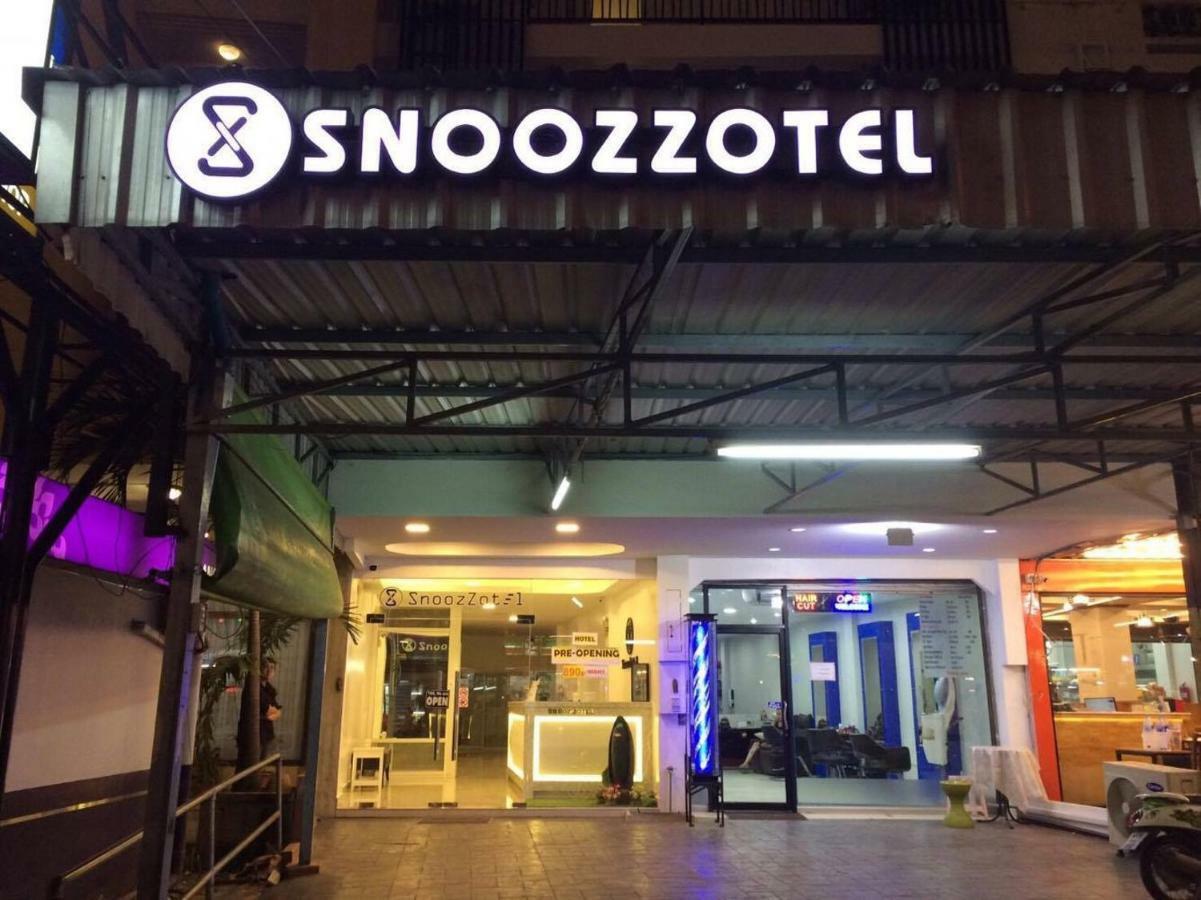 Snoozzotel Pattaya Bagian luar foto