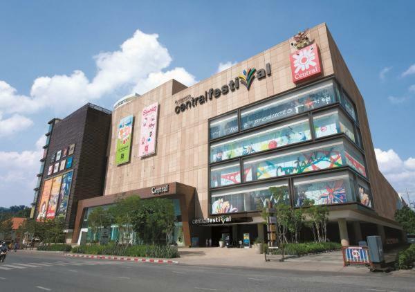 Snoozzotel Pattaya Bagian luar foto